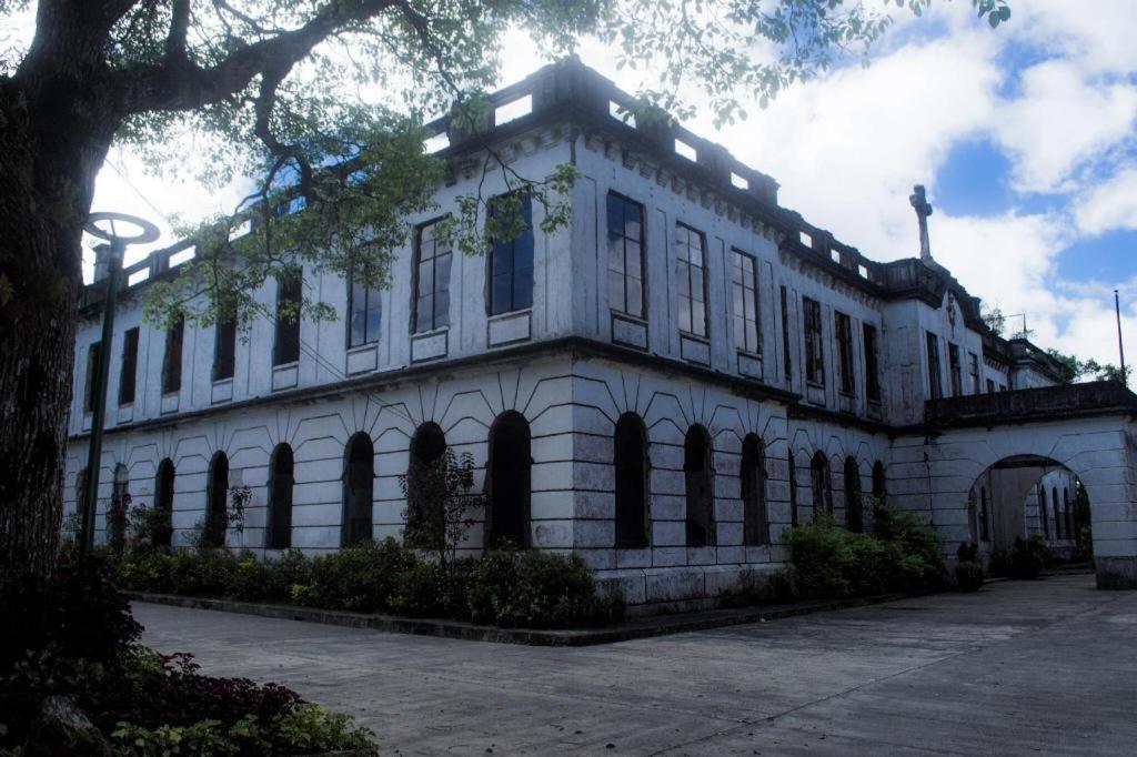 Hotel Cosmopolitan Baguio City Exterior foto